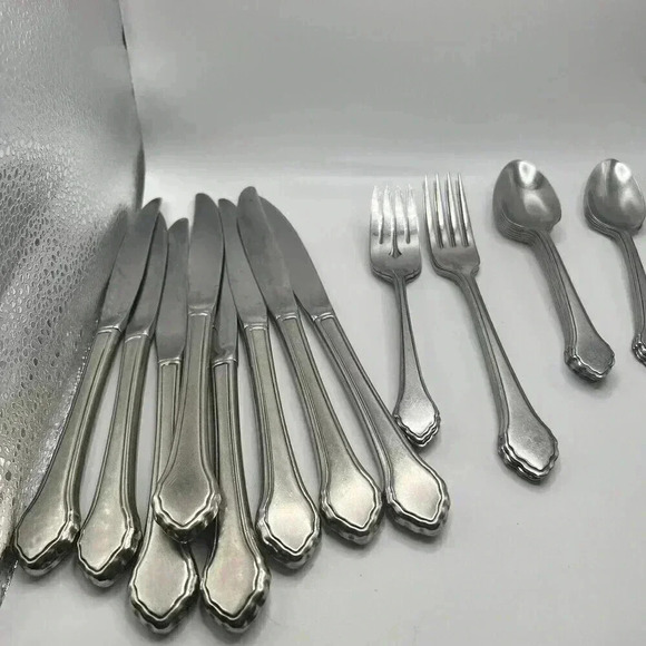 Wm A Rogers Deluxe Oneida Ltd MANSFIELD Stainless Steel 31 PCs - Picture 2 of 5